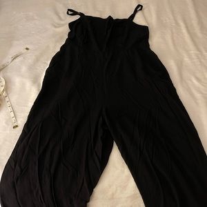 Old navy jumpsuit -black